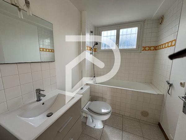 APPARTEMENT 3 PIECES POITIERS AVEC 2 PLACES DE STATIONNEMENT