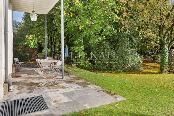 VENTE APPARTEMENT D'ENVIRON 200 m² DANS UN HÔTEL PARTICULIER A NANTES