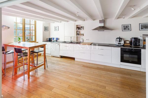 VENTE APPARTEMENT D'ENVIRON 200 m² DANS UN HÔTEL PARTICULIER A NANTES