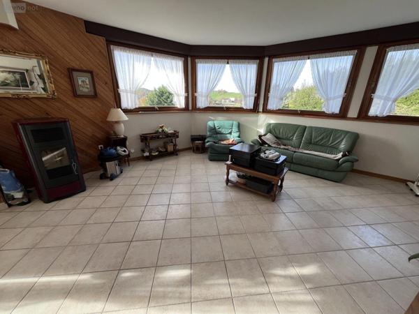 Maison individuelle à vendre à Ydes dans le Cantal (15210), ref : 93T-15029