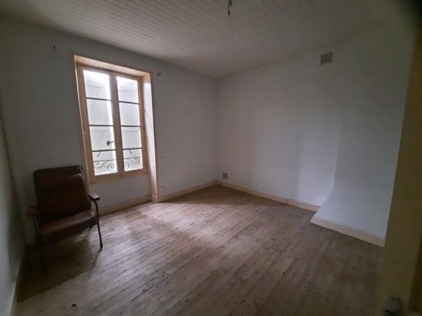 Maison à vendre |  Gramat |  4 pièces | 79 m²