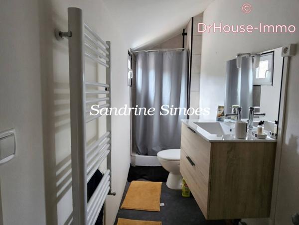 Immeuble à vendre 10 pièces de 242 m²