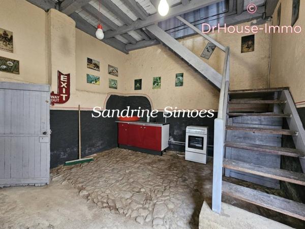 Immeuble à vendre 10 pièces de 242 m²