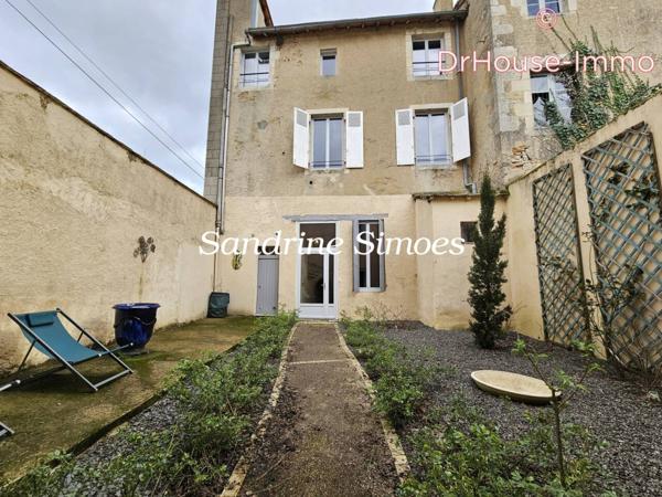 Immeuble à vendre 10 pièces de 242 m²