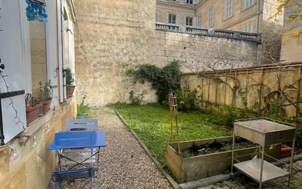 Appartement à vendre    3 pièces • 91 m2 Bordeaux