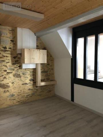 Maison à vendre à Montreuil-sur-Maine dans le Maine-et-Loire (49220), ref : 49031-2826