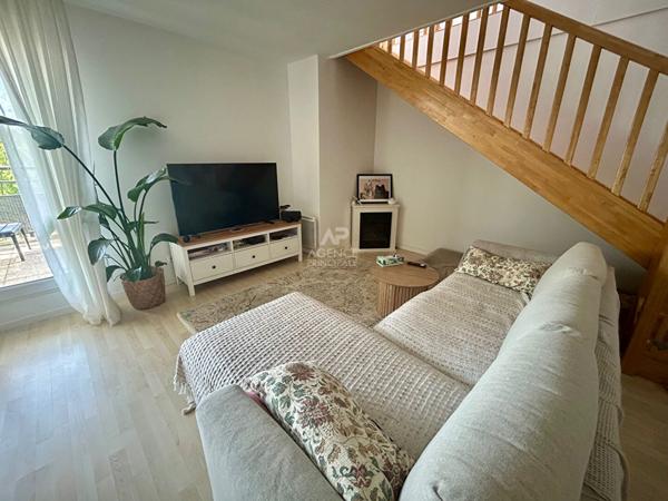 Appartement Carrieres Sous Poissy 3 pièce(s) 62 m2 €259 000 ** - Référence 9154
