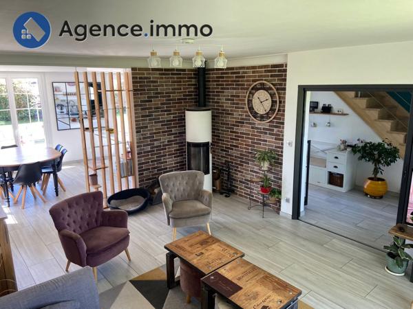 À vendre - Maison individuelle, 9 pièces située à Teloché (72220)