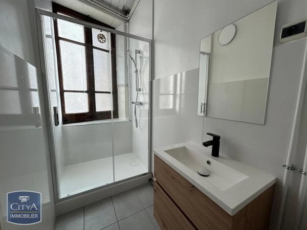 Appartement à louer 4 pièces 74.7m²