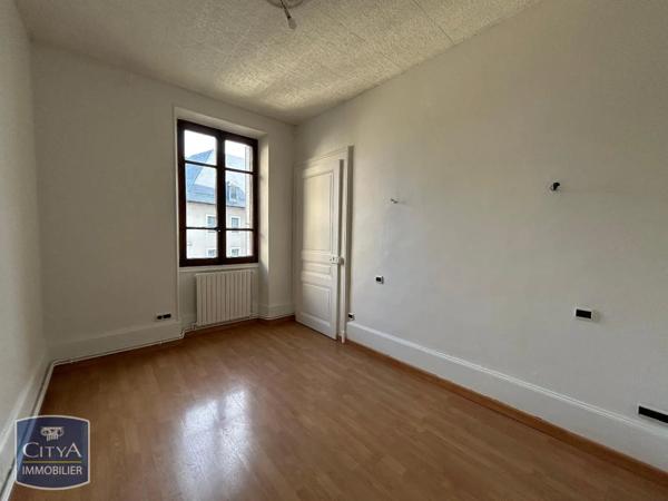 Appartement à louer 4 pièces 74.7m²