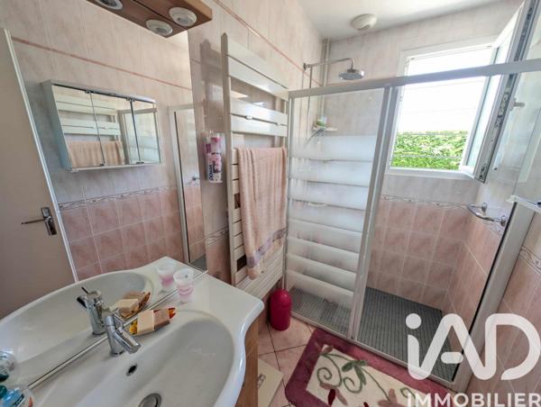 Maison à vendre 5 pièces 111 m² Coutras