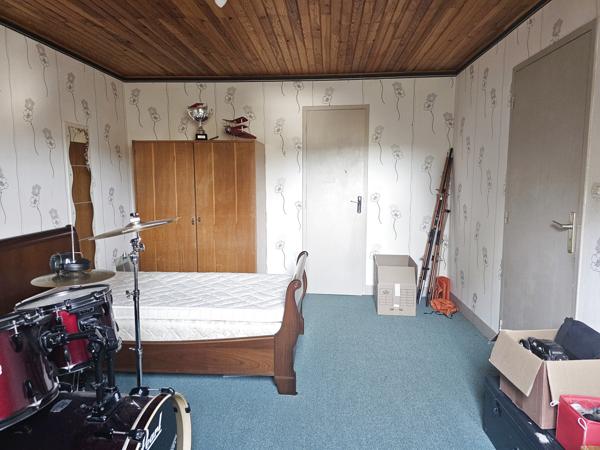 Limours (91470) Grande maison familiale avec jardin à LIMOURS