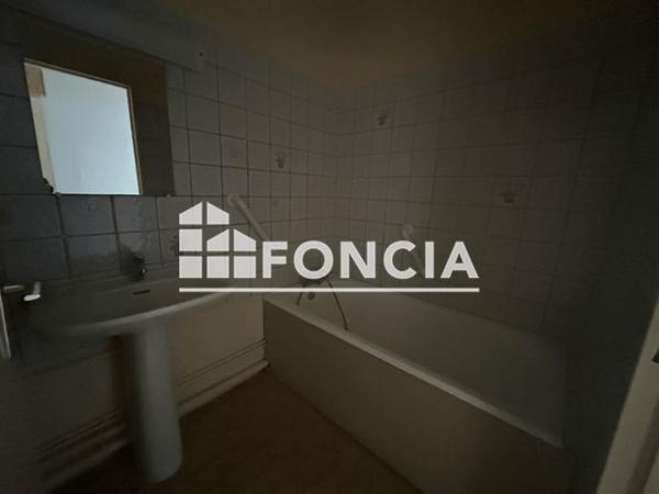 Location Appartement 2 pièces 44.4 m² - 10 RUE MALDONNAT Digne-les-bains 04000