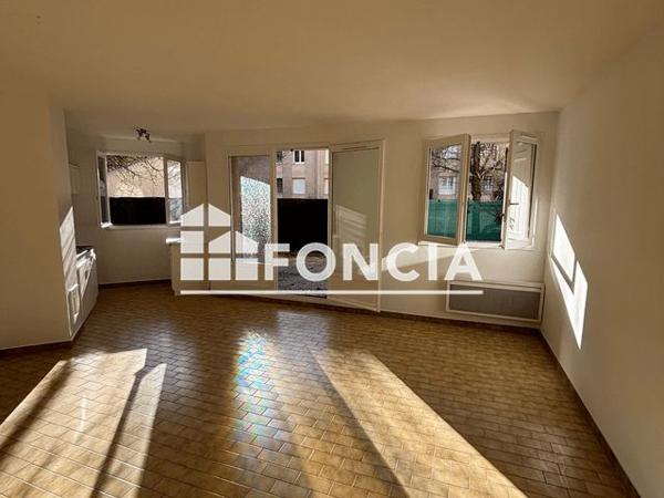 Location Appartement 2 pièces 44.4 m² - 10 RUE MALDONNAT Digne-les-bains 04000