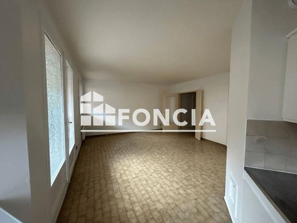 Location Appartement 2 pièces 44.4 m² - 10 RUE MALDONNAT Digne-les-bains 04000