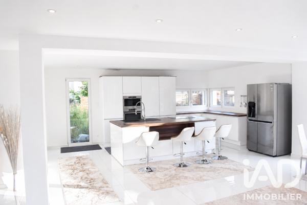 Maison à vendre 5 pièces 172 m² Wittenheim