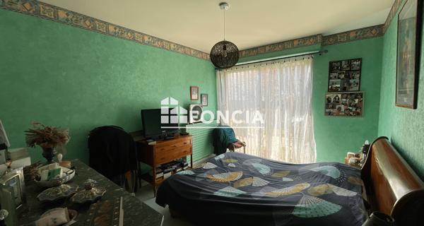 À vendre Maison 8 pièces 215 m² - Laval 53000