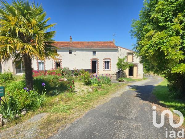 Maison 5 pièces de 140 m² à Mauges-sur-Loire (49410)