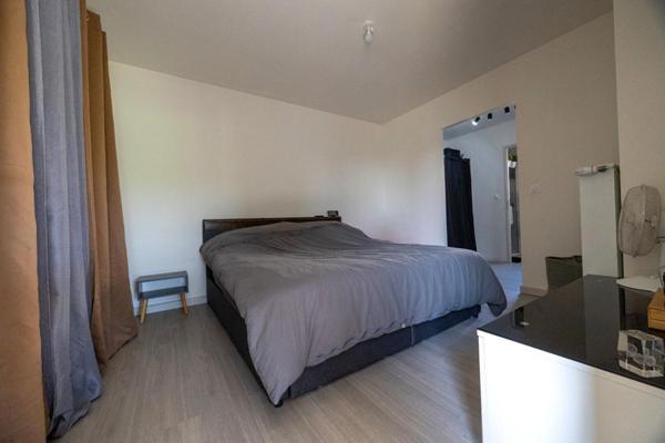 Belle Villa récente avec vue dominante et prestations modernes