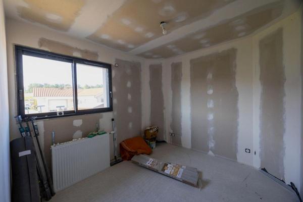 Belle Villa récente avec vue dominante et prestations modernes