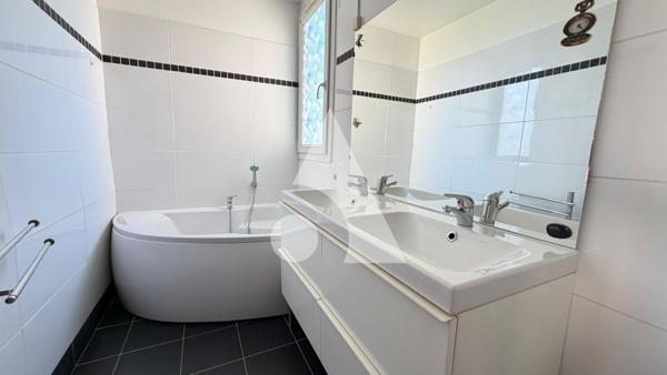 Appartement 3 pièces 73.5 m2