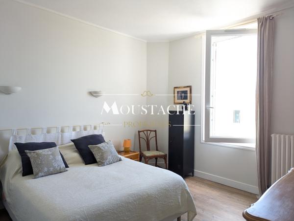 MAISON / VILLA DE CHARME VUE MER - FACE À LA PLAGE -