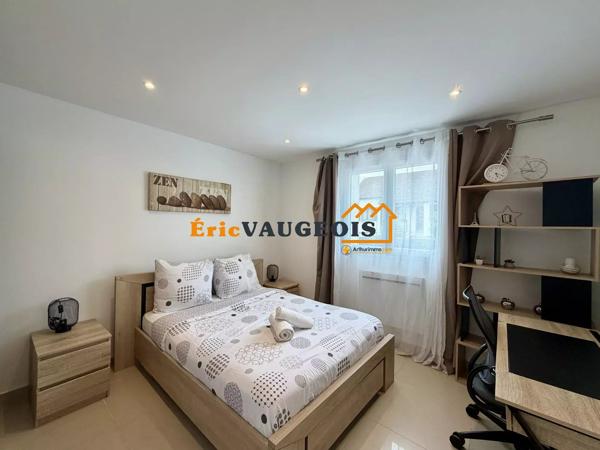 Vente                                                      Maison
                        
                     8 pièces                      175 m2                     à Coulommiers