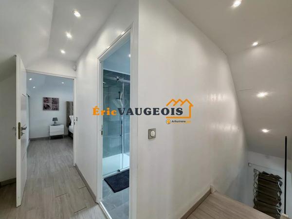 Vente                                                      Maison
                        
                     8 pièces                      175 m2                     à Coulommiers