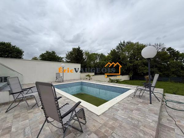 Vente                                                      Maison
                        
                     8 pièces                      175 m2                     à Coulommiers