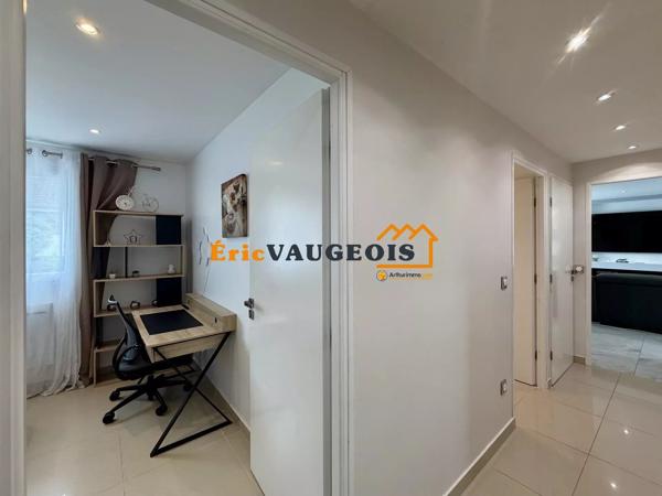 Vente                                                      Maison
                        
                     8 pièces                      175 m2                     à Coulommiers