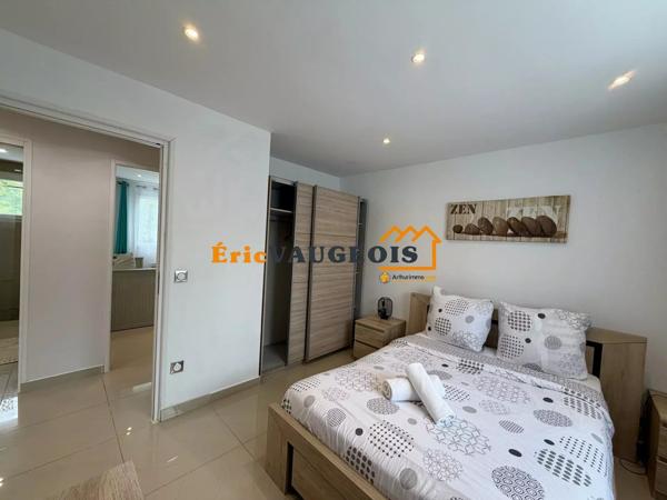 Vente                                                      Maison
                        
                     8 pièces                      175 m2                     à Coulommiers