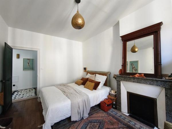 Maison de caractère à vendre 6 pièces LA CHATRE (36) 4 chambres, 2 garage, terrasse, jardin, rivière 269 900€