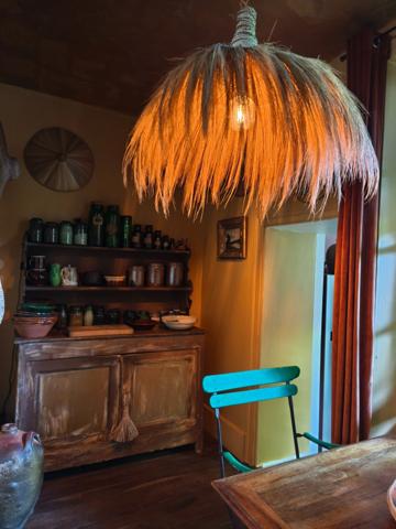 Maison de caractère à vendre 6 pièces LA CHATRE (36) 4 chambres, 2 garage, terrasse, jardin, rivière 269 900€