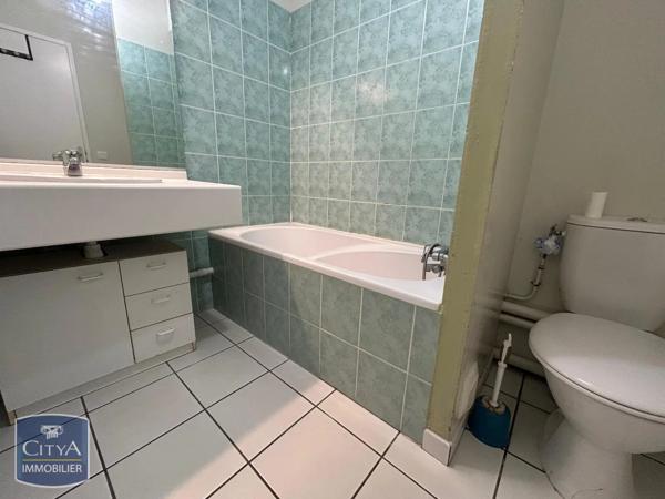 Appartement à louer 1 pièce 24.48m² Clermont-Ferrand (63000)