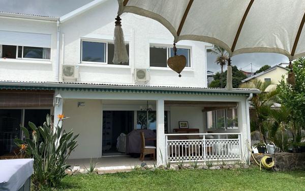 Maison à vendre    5 pièces • 140 m2 Saint-Leu