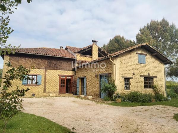Propriété 275 m² avec piscine