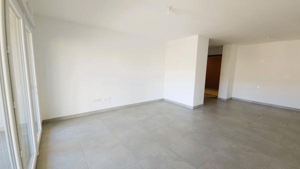 Appartement Nimes 3 pièces 65.90m2