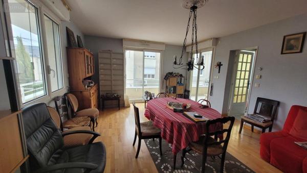 Appartement à vendre à Sablé-sur-Sarthe dans la Sarthe (72300), ref : 72068-1847