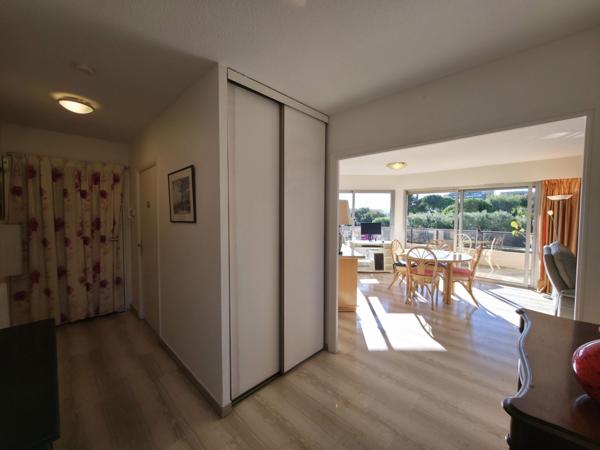 ANTIBES : LOCATION T4 90M2 MEUBLE + TERRASSE 50M2