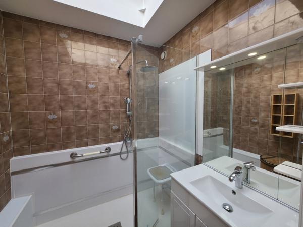ANTIBES : LOCATION T4 90M2 MEUBLE + TERRASSE 50M2