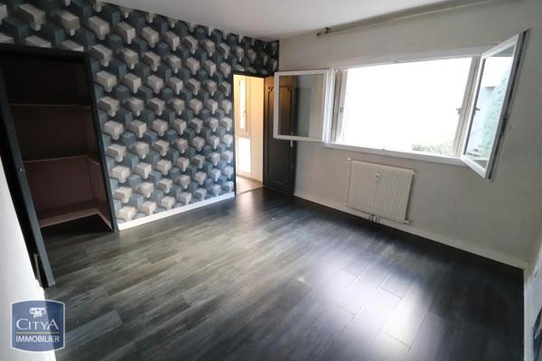 Appartement à louer 5 pièces 102.41m²