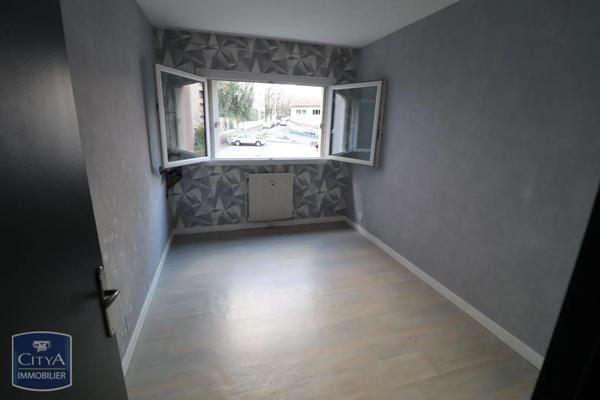 Appartement à louer 5 pièces 102.41m²