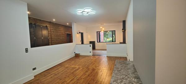 Maison de ville, quartier prisé, beaux volumes, garage et jardin au centre ville de MONTAUBAN