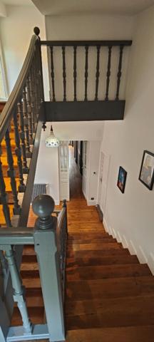 Maison de ville, quartier prisé, beaux volumes, garage et jardin au centre ville de MONTAUBAN