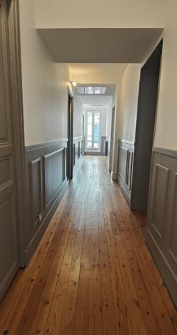 Maison de ville, quartier prisé, beaux volumes, garage et jardin au centre ville de MONTAUBAN