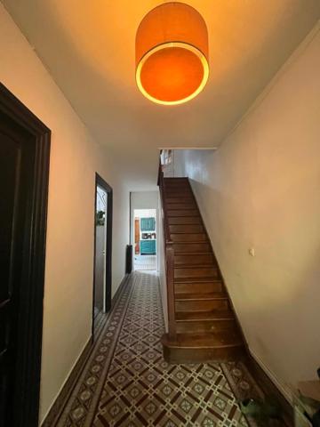 maison individeulle avec du volume et 4 chambres