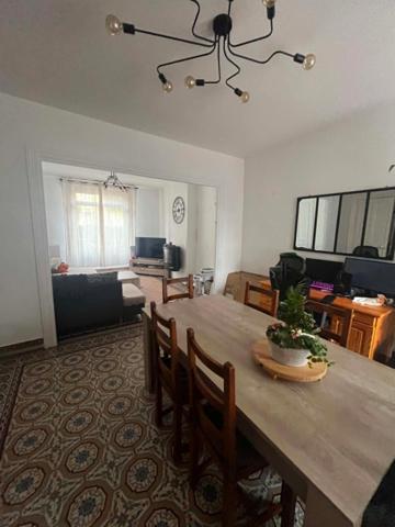 maison individeulle avec du volume et 4 chambres