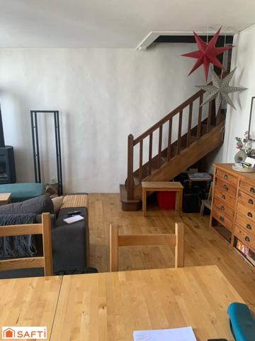 A vendre belle maison de ville en pierres de 108 m2