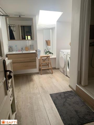 A vendre belle maison de ville en pierres de 108 m2