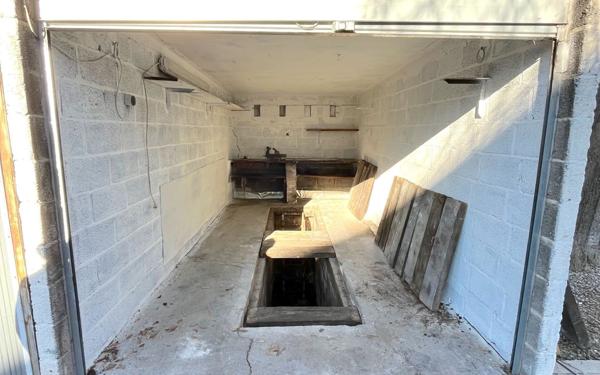 Stationnement à vendre    13 m2 Marseille 12